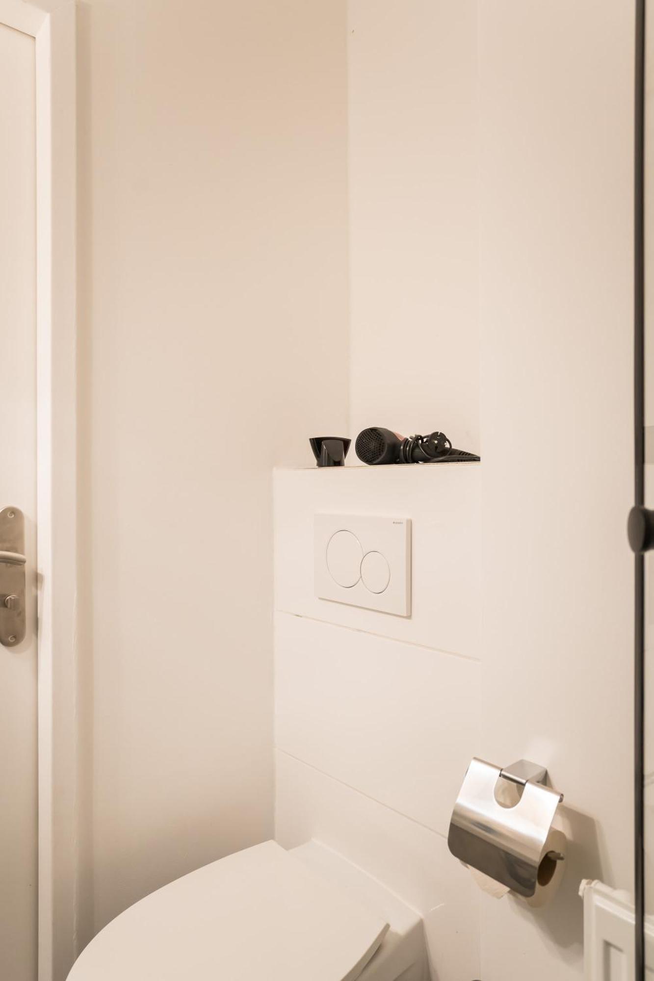 Spacious 1-Bedroom Apartment In Kreuzberg Berlin Zewnętrze zdjęcie