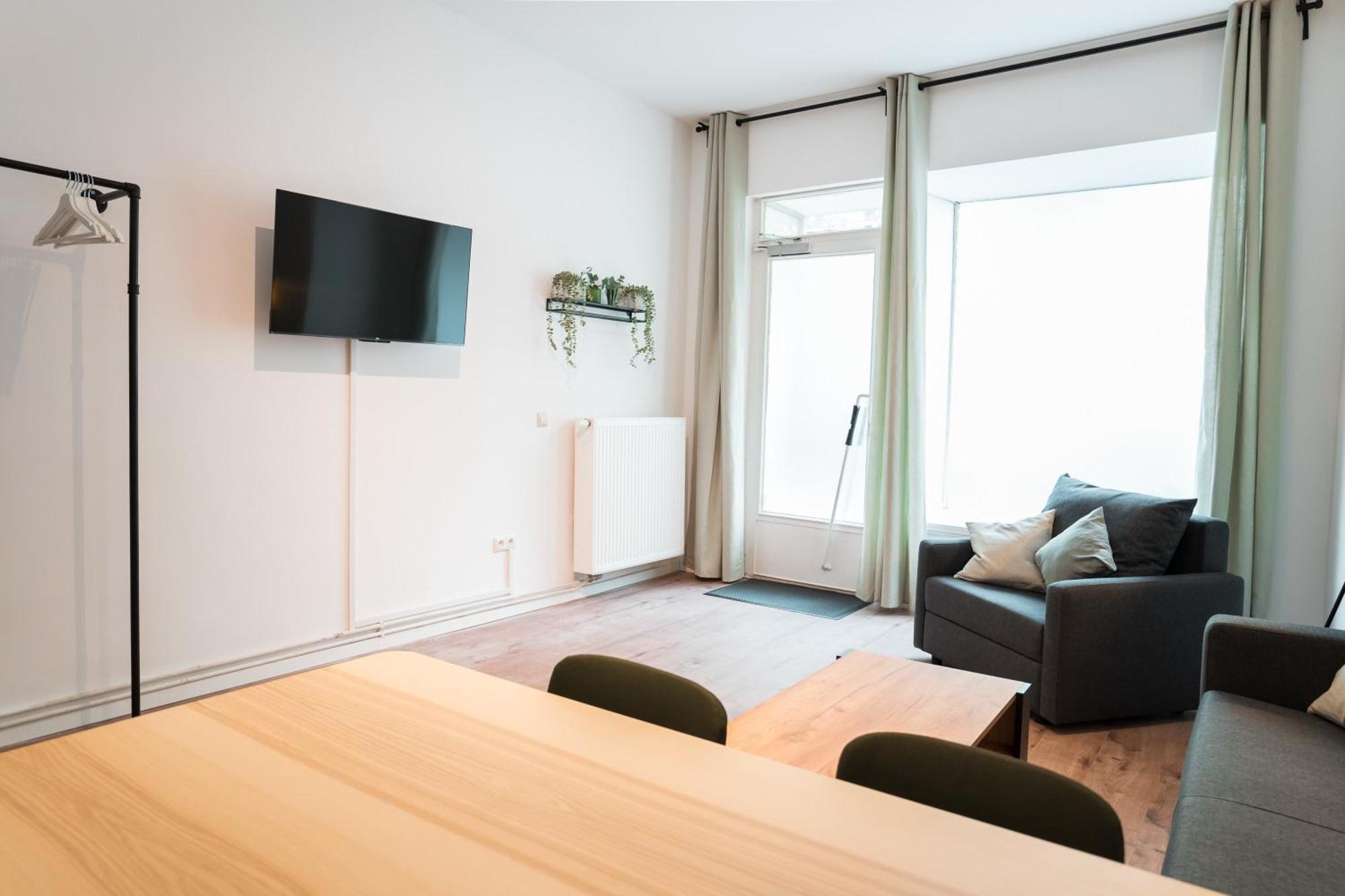 Spacious 1-Bedroom Apartment In Kreuzberg Berlin Zewnętrze zdjęcie
